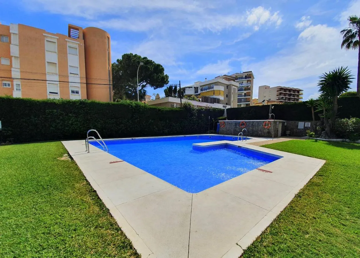Acogedor En La Carihuela Con Plaza De Garaje Garantizada! Sol Montemar Apartment Torremolinos 0*,  Spain